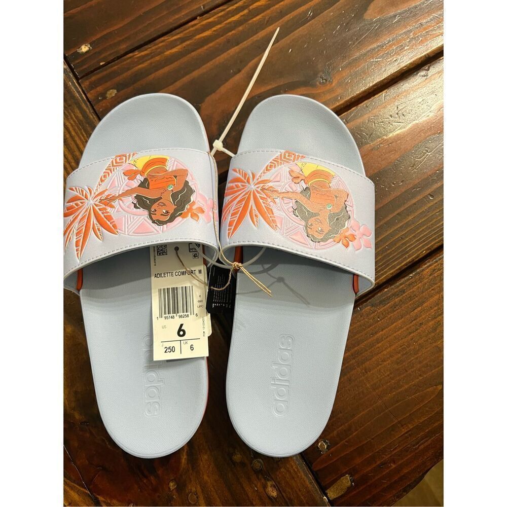 Adidas Disney MOANA Adilette Comfort Sandal Beach Slides Womens Size 6 HP7757